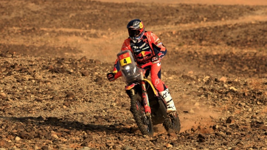 Australian biker Daniel Sanders stretched his Dakar Rally lead with victory in stage 7