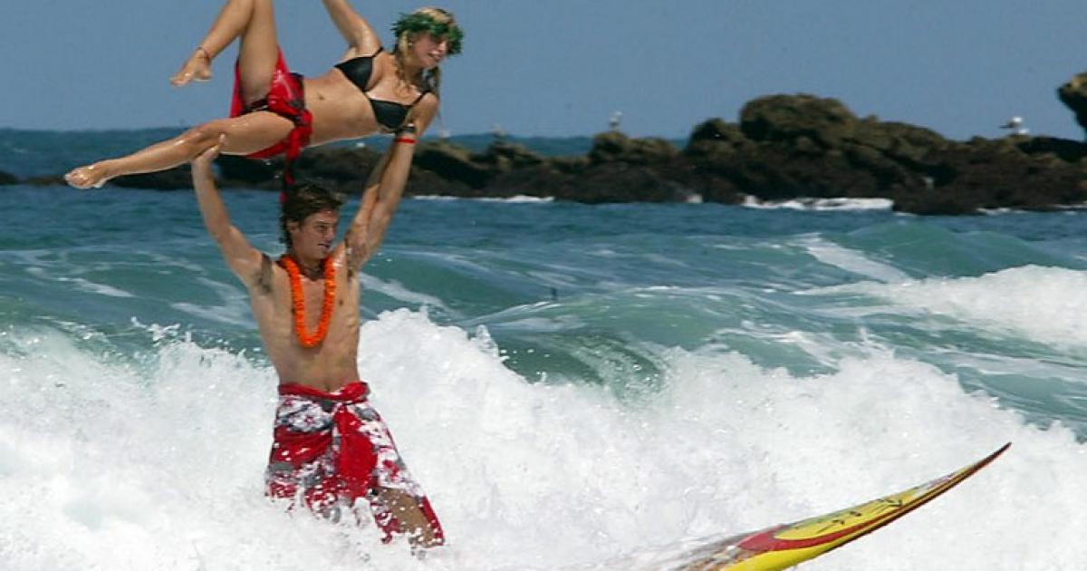 Engaged couple clinch Tandem Surfing Championships eNCA