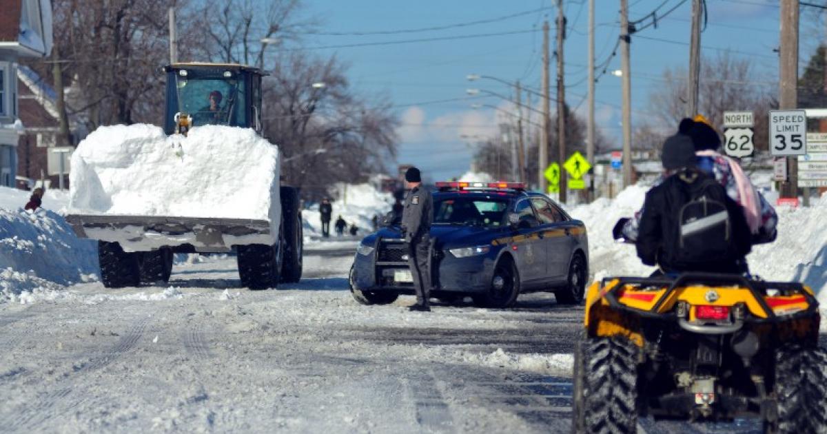 Snowstorm expected snow snarl 