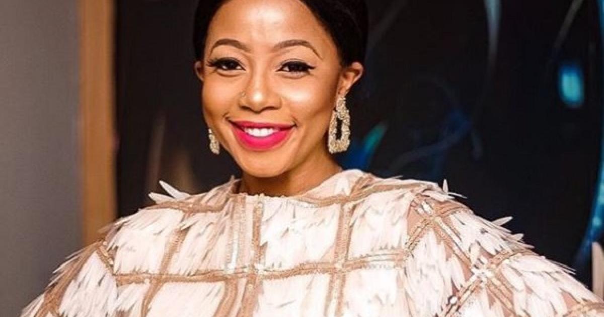 Kelly Khumalo Leaves Stage After Justiceforsenzo Chants Enca