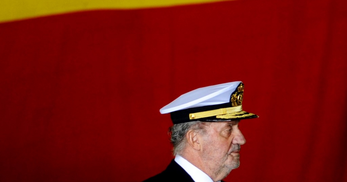 Spain S Former King Flees Into Exile Enca