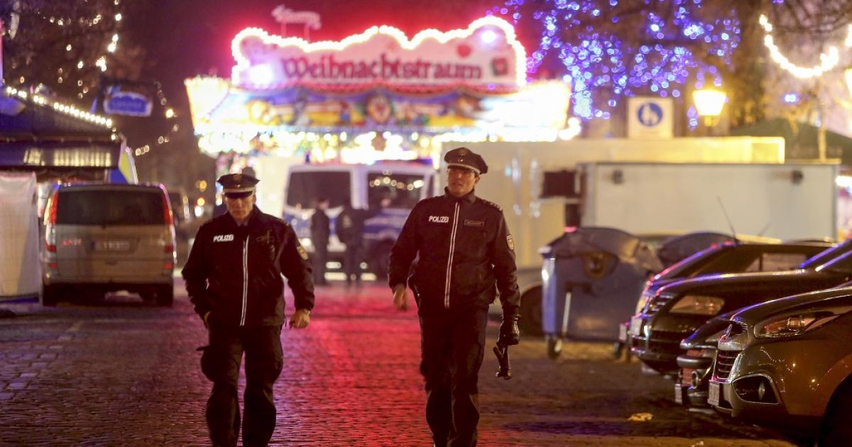 Police probe possible explosive near German Xmas market | eNCA