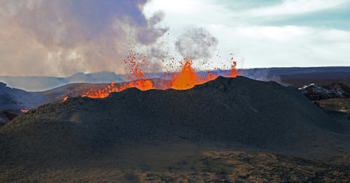 Hawaii deploys National Guard in volcano eruption response | eNCA