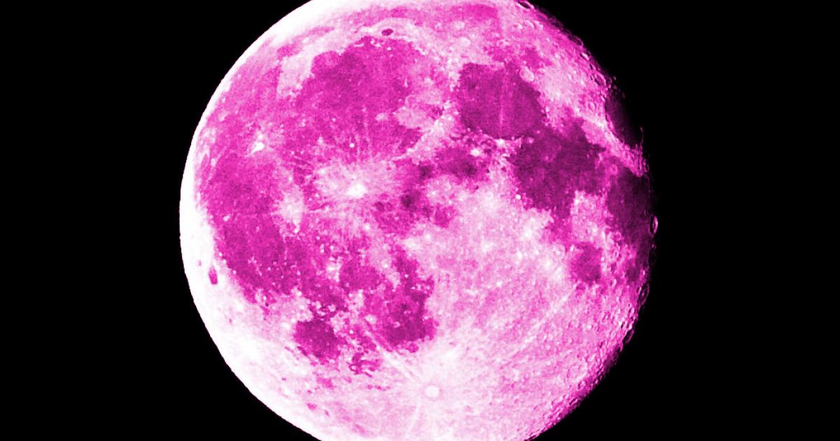 Pink moon. Розовая Луна. Розовая Планета. Луна розового цвета. Розовое полнолуние.