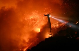 The Palisades Fire, the largest of the Los Angeles fires, spread toward previously untouched neighborhoods January 11