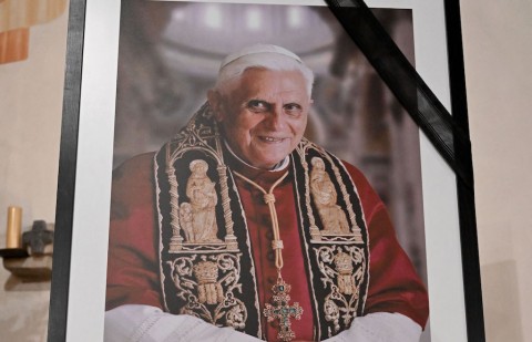 WATCH | Pope Benedict XVI laid to rest - eNCA