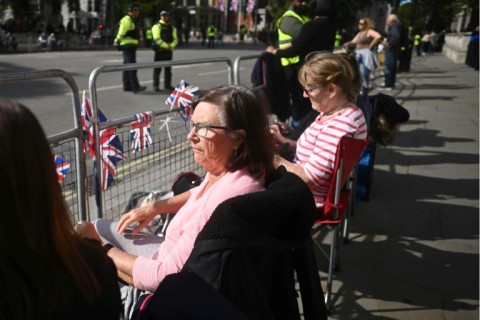 Members of the public were already camping out along the route the procession will take after the funeral 