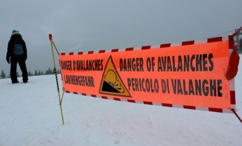 One of the country's deadliest avalanches in years swept down the Armancette glacier in the Alps, killing two mountain guides and four clients