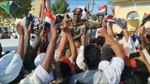 Port Sudan residents rally in support of army