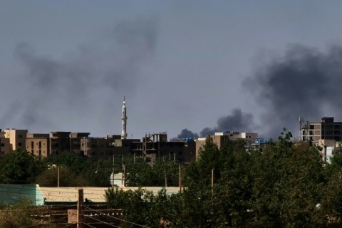 Smoke billows during fighting in the Sudanese capital Khartoum on May 4