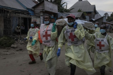 The death toll from floods and landslides triggered by heavy rain in the east of the Democratic Republic of Congo has climbed  above 400