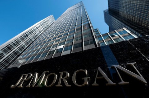 US bank JPMorgan Chase reported to pay $290 million to victims of Jeffrey Epstein 