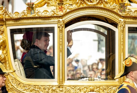 The Dutch king mothballed the Golden Coach because of the images of slavery on its sides