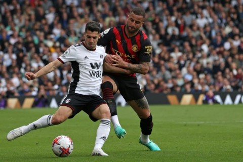 Tottenham have signed Israeli striker Manor Solomon (L)