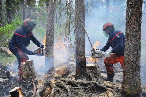 Firefighters battle wildfires in the Abitibi-Temiscamingue region of Quebec