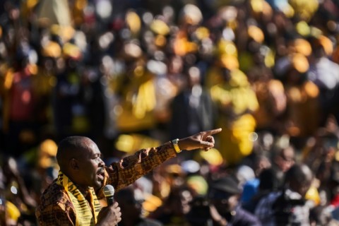 Opposition leader Nelson Chamisa addresses supporters in Gweru on July 16