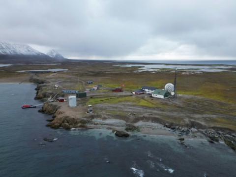 The experiment will help determine if solar energy can help isolated sites in the Artic that are not on an electricity grid