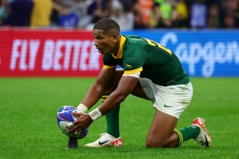 Manie Libbok's struggles with the kicking tee mean South Africa may abandon their 7-1 tactic to include Handre Pollard on the bench