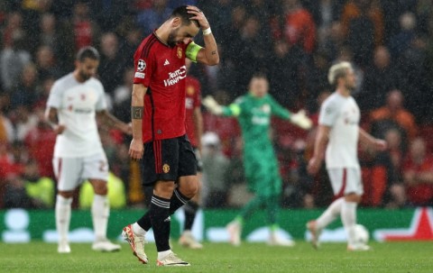 Bruno Fernandes and his Manchester United team-mates face a hostile reception at Galatasaray