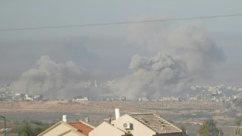 Rockets fired from Gaza as Israeli strikes continue for 3rd day after truce collapse