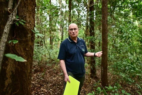 Researcher Stephen Elliott and his team use drone photos to make 3D models that reveal a woodland's health and help estimate how much carbon it can absorb