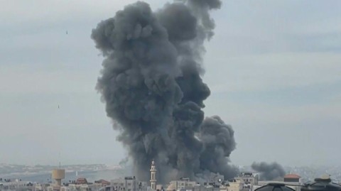 Israeli strikes hit Rafah