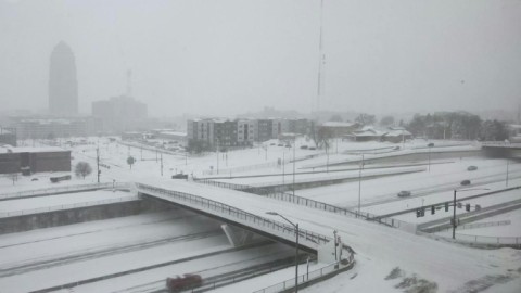 Snowstorm over Des Moines, Iowa