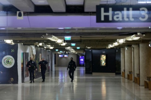 Passers-by overpowered the attacker before railway police arrived on the scene