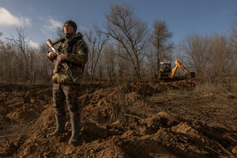 Ukraine's army is struggling with recruitment while soldiers ask for rotation