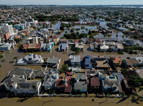 Some 15,000 soldiers, firefighters, police and volunteers are hard at work across Rio Grande do Sul