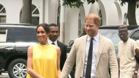 Harry and Meghan welcomed by senior Nigerian official in Lagos