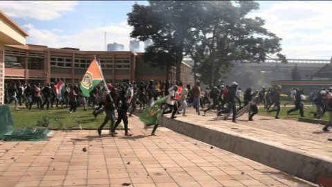 Kenya protesters breach parliament barricade, enter compound