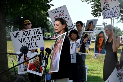 Families of Boeing crash victims demonstrate in Washington on June 18