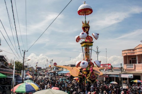 Tabuik now brings in tourists from across Indonesia and abroad, and is one of the main attractions in the town