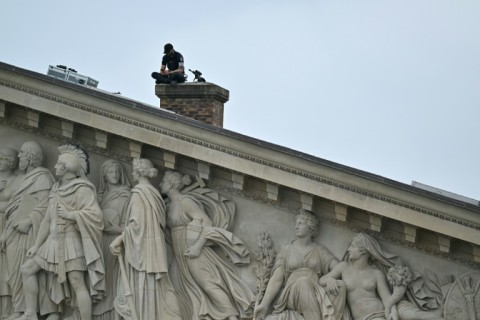 Snipers had been positioned on rooftops