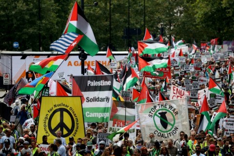 A march calling for a ceasefire in Gaza took place in London despite fears over far-right agitation
