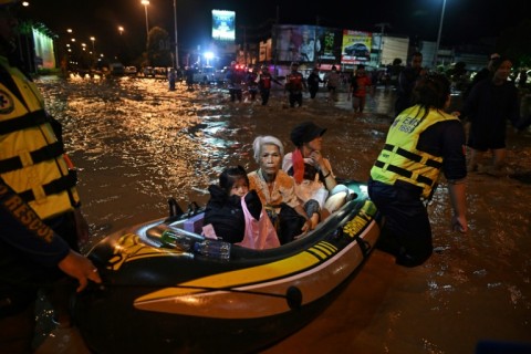 Thailand has deployed troops to help families affected by severe flooding in Chiang Mai and Chiang Rai