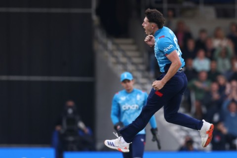 England's Matthew Potts celebrates bowling Australia's Steve Smith in the 2nd ODI at Headingley