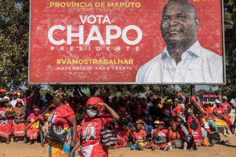 Supporters showed their support for Daniel Chapo, presidential candidate for the ruling Mozambique Liberation Front (FRELIMO)