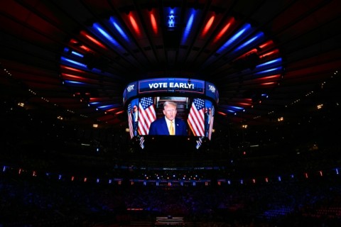 Republican presidential candidate Donald Trump holds a campaign rally