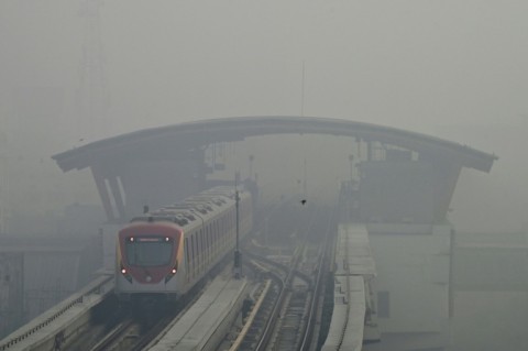 Pakistan's city of Lahore has for days been enveloped by smog