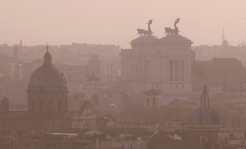 Smog in Rome -- air pollution contributes to millions of deaths a year, health experts say