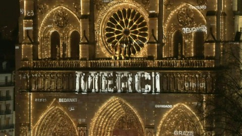 'Thank you' projected onto Notre-Dame during the reopening ceremony