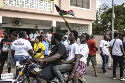 The election went ahead mostly peacefully, with only a few incidents of reported violence.