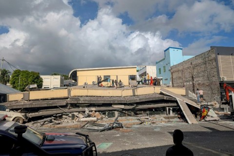 The 7.3-magnitude quake flattened buildings in Port Vila