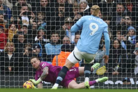 Erling Haaland saw a penalty saved in Man City's 1-1 draw with Everton