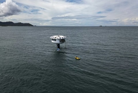 The capsule was connected to an above-water chamber, providing a link to the outside world