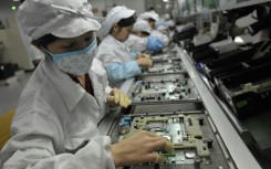 The lockdown of Foxconn's Zhengzhou factory has highlighted some of the risks of relying on zero-Covid China's manufacturing sector