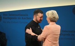 Hug: Ukrainian President Volodymyr Zelensky and European Commission President Ursula von der Leyen 