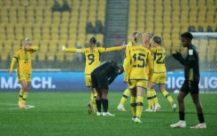 Sweden's players celebrate after winning against South Africa 